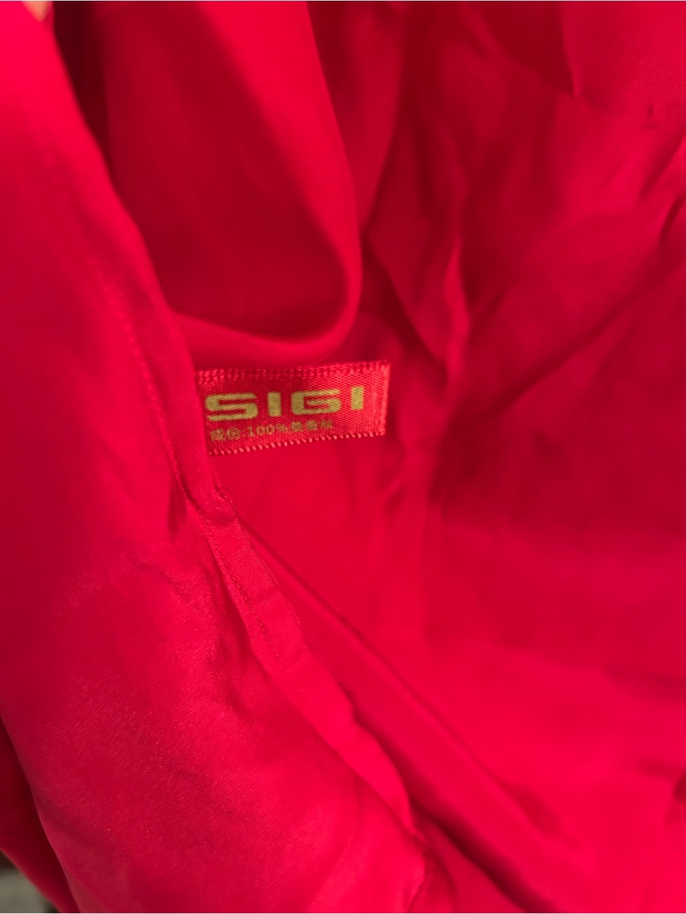 Red silk robe - Picture 8 of 10